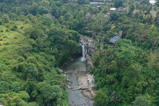Day trip Tegenungan Waterfall