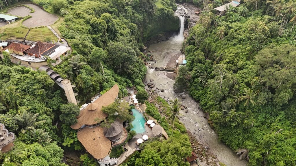 Tegenungan Waterfall entrance fee