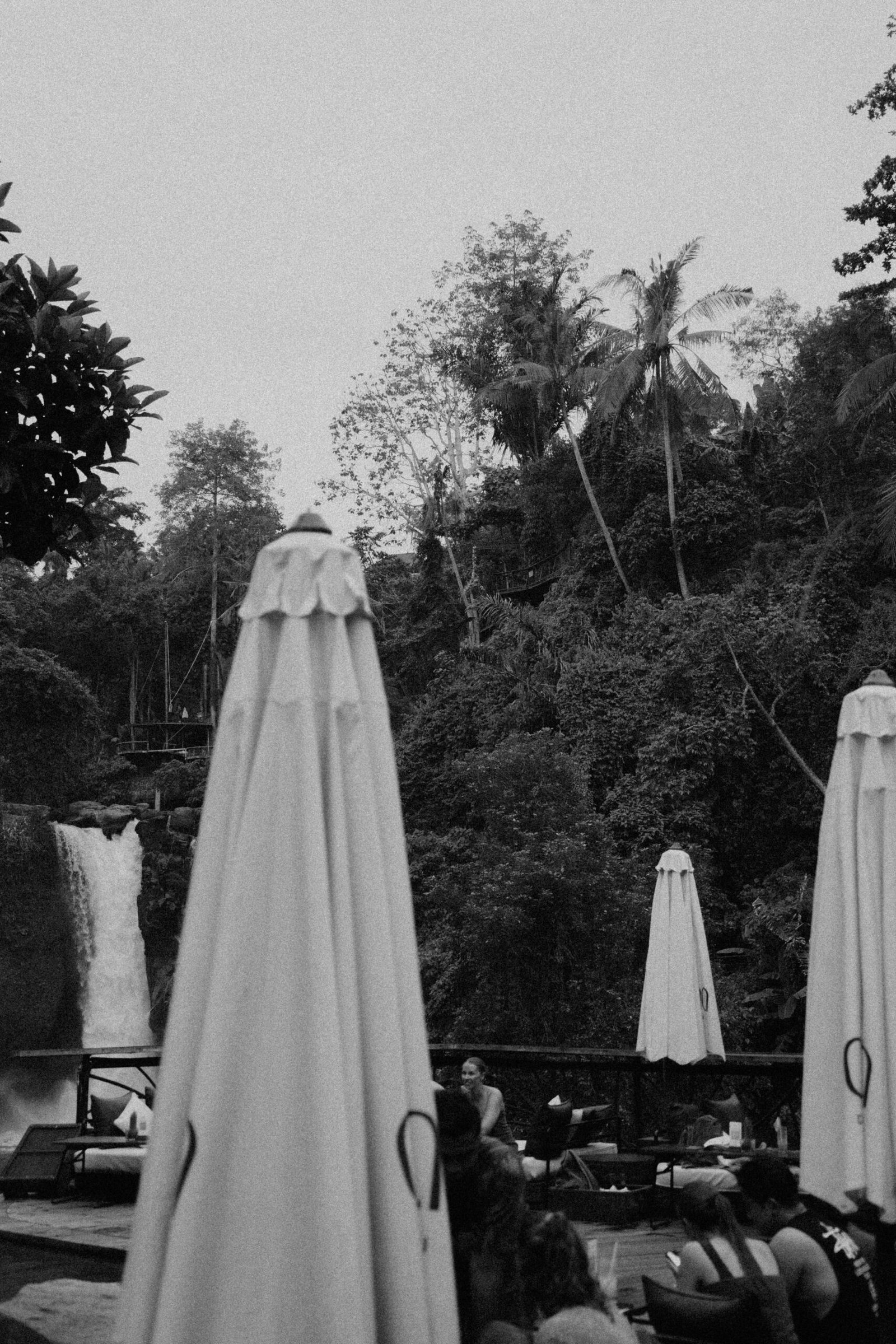 how long to spend at Tegenungan Waterfall