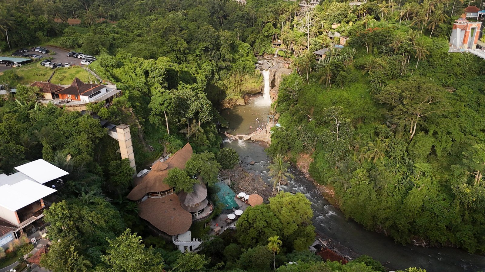 Tegenungan Waterfall travel trends